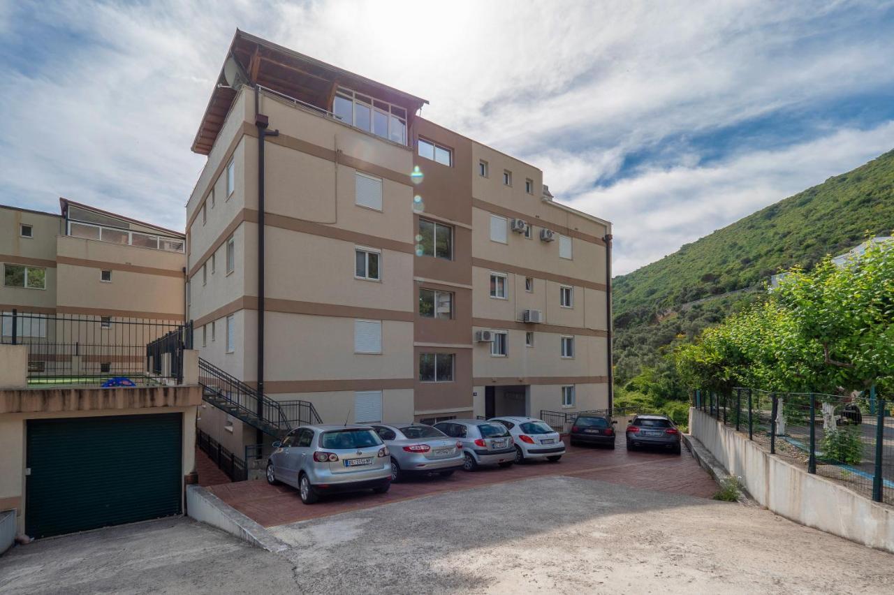 Casa Al Mare Petrovac, Montenegro Bagian luar foto